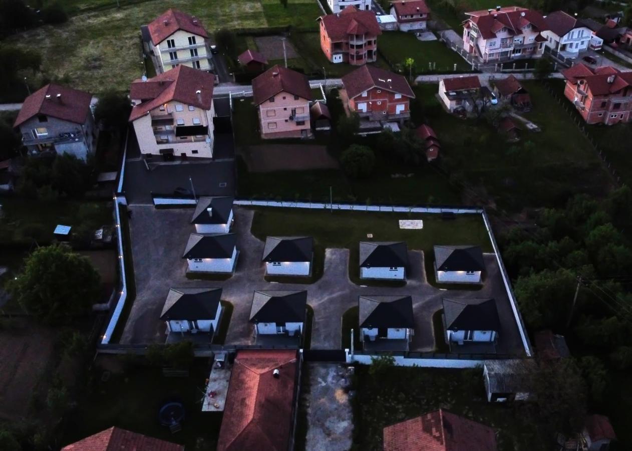 Apartmani I Bungalovi Trojka Banja Luka Exterior foto