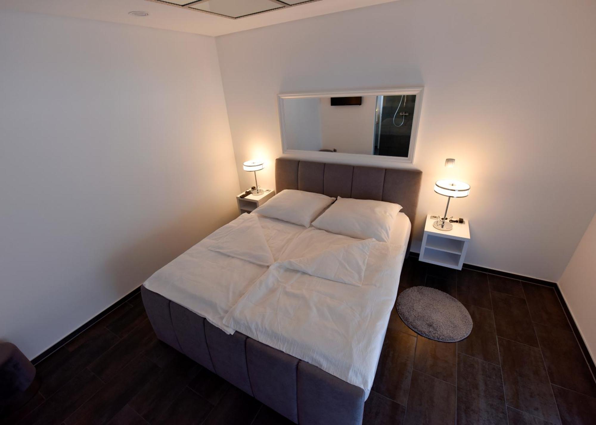 Apartmani I Bungalovi Trojka Banja Luka Quarto foto