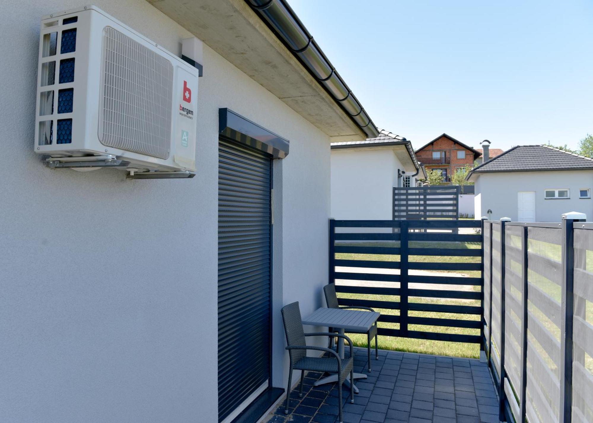 Apartmani I Bungalovi Trojka Banja Luka Quarto foto